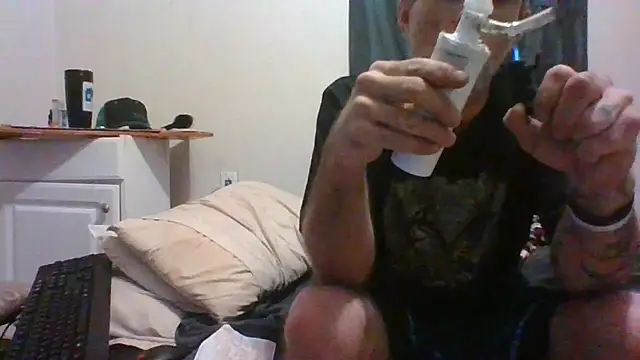 jarjar83 online show from November 2025 09:50:02 AM