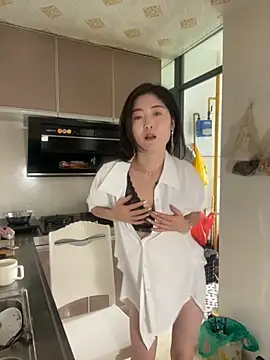 xtt1689999 online show from September 2025 02:57:02 AM