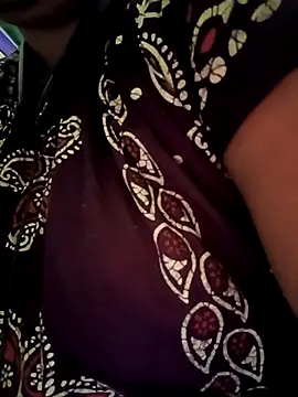 renuga143 online show from September 2025 12:28:02 PM