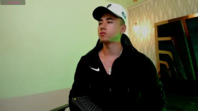 Snapshot of Draven_Marceaux chatting on September 2025 11:26:01 AM Draven Marceaux online show from September 2025 11:26:01 AM