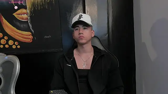 Snapshot of Draven_Marceaux chatting on October 2025 11:52:01 AM Draven Marceaux online show from October 2025 11:52:01 AM