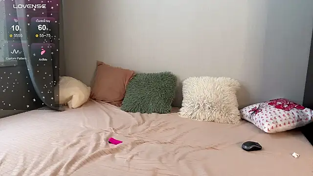 Snapshot of dan_diana chatting on March 2026 10:42:02 AM dan diana online show from March 2026 10:42:02 AM