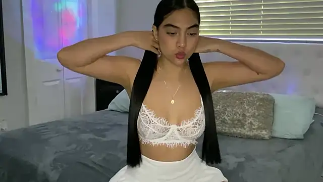 Snapshot of _HANNA_BARKER chatting on October 2025 04:08:02 PM HANNA BARKER online show from October 2025 04:08:02 PM