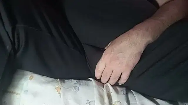 Snapshot of BabyBearMilk chatting on October 2025 04:54:01 AM BabyBearMilk online show from October 2025 04:54:01 AM