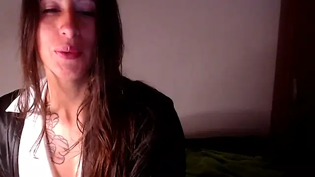 Snapshot of NathaSlave chatting on May 2026 06:30:01 AM NathaSlave online show from May 2026 06:30:01 AM