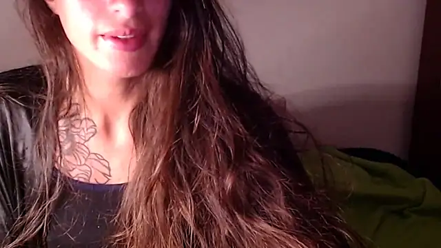 Snapshot of NathaSlave chatting on May 2026 09:18:02 AM NathaSlave online show from May 2026 09:18:02 AM
