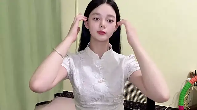 Snapshot of Nicole-13 chatting on September 2025 11:34:01 AM Nicole-13 online show from September 2025 11:34:01 AM