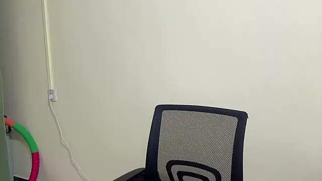 Nicole-13 online show from November 2025 09:09:01 AM