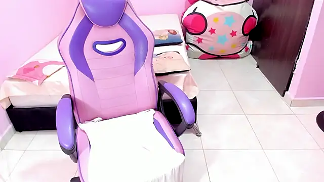 latin doll squirts online show from October 2025 02:12:02 PM