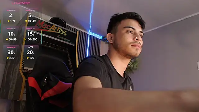 Snapshot of Bastian_MCcormick chatting on September 2025 01:46:02 PM Bastian MCcormick online show from September 2025 01:46:02 PM