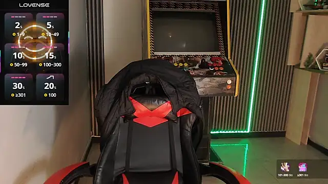 Snapshot of Bastian_MCcormick chatting on October 2025 11:41:02 AM Bastian MCcormick online show from October 2025 11:41:02 AM