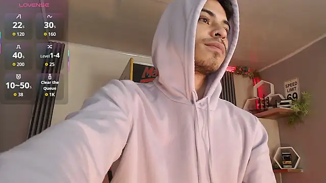 Snapshot of Bastian_MCcormick chatting on October 2025 12:49:02 PM Bastian MCcormick online show from October 2025 12:49:02 PM