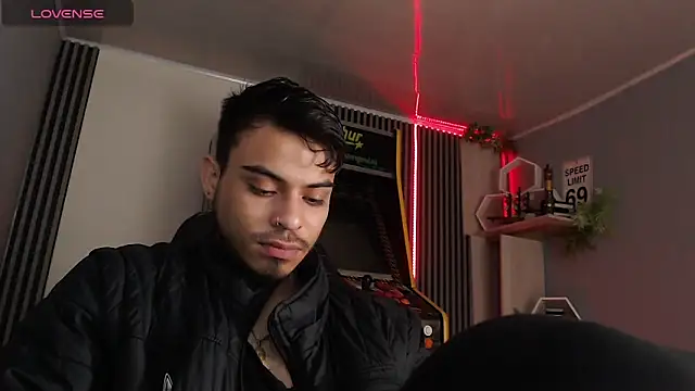 Snapshot of Bastian_MCcormick chatting on November 2025 12:48:01 PM Bastian MCcormick online show from November 2025 12:48:01 PM