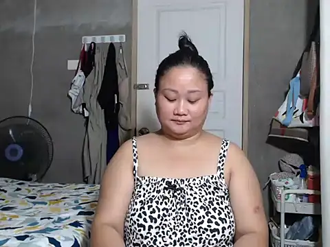 jengrey online show from December 2025 11:23:02 PM