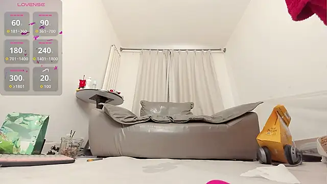 Snapshot of fox-yiyi chatting on October 2025 07:53:01 AM fox-yiyi online show from October 2025 07:53:01 AM