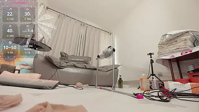 Snapshot of fox-yiyi chatting on November 2025 08:03:02 AM fox-yiyi online show from November 2025 08:03:02 AM