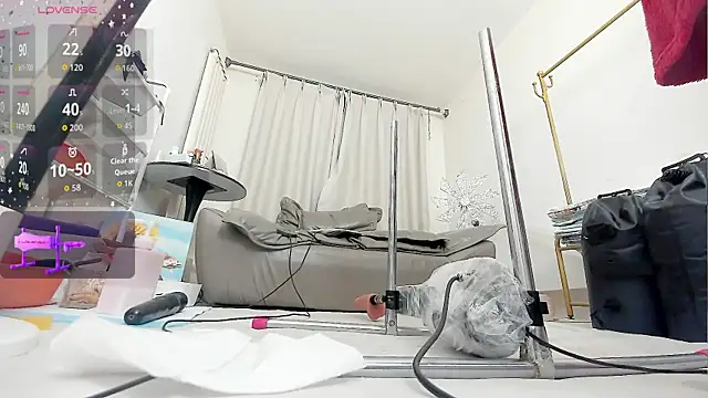 Snapshot of fox-yiyi chatting on December 2025 12:11:02 PM fox-yiyi online show from December 2025 12:11:02 PM