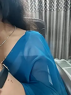 Snapshot of SEEMA_127 chatting on September 2025 02:22:02 AM SEEMA 127 online show from September 2025 02:22:02 AM