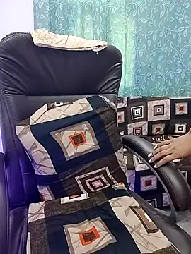 Snapshot of SEEMA_127 chatting on December 2025 05:34:02 AM SEEMA 127 online show from December 2025 05:34:02 AM