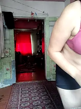 Snapshot of CutieMarine chatting on September 2025 09:53:02 AM CutieMarine online show from September 2025 09:53:02 AM