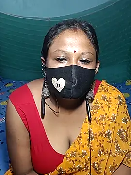 Snapshot of Hotty-rosni chatting on September 2025 10:54:01 PM Hotty-rosni online show from September 2025 10:54:01 PM