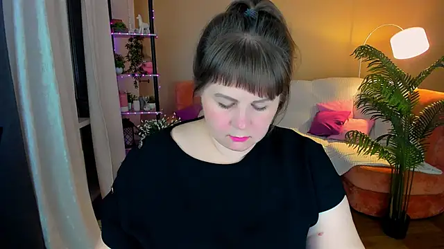 CrystaalStaar online show from October 2025 07:25:02 PM