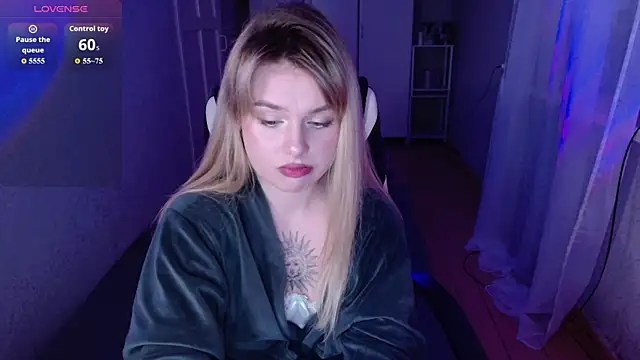 Snapshot of AngelicaHollywood chatting on March 2026 08:04:01 PM AngelicaHollywood online show from March 2026 08:04:01 PM