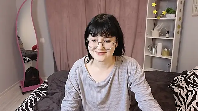 Ashlynsnow online show from February 2026 12:37:01 PM