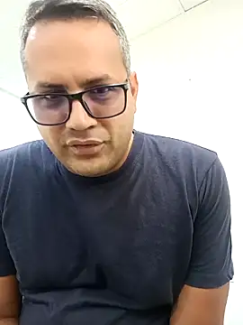 geimos36 online show from October 2025 06:30:01 PM