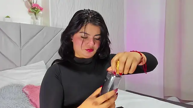 Snapshot of AmberSinner chatting on October 2025 11:29:02 AM AmberSinner online show from October 2025 11:29:02 AM