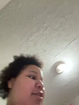 chocolate bella online show from February 2026 02:00:01 AM