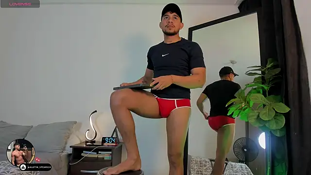 Snapshot of austin_spears_ chatting on September 2025 02:04:01 AM austin spears online show from September 2025 02:04:01 AM