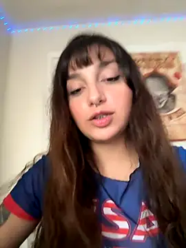 Snapshot of CharmingMaddie chatting on September 2025 07:08:02 PM CharmingMaddie online show from September 2025 07:08:02 PM