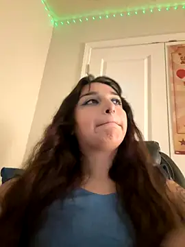 Snapshot of CharmingMaddie chatting on November 2025 03:39:02 AM CharmingMaddie online show from November 2025 03:39:02 AM