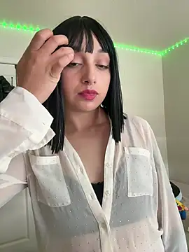 CharmingMaddie online show from April 2026 08:57:02 PM