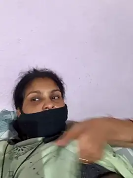 Love-pari077 online show from November 2025 04:07:01 PM