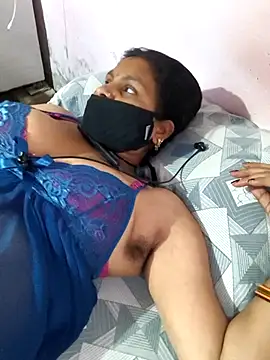 Love-pari077 online show from May 2026 03:31:02 PM