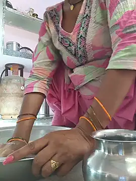 Love-pari077 online show from May 2026 02:41:01 AM