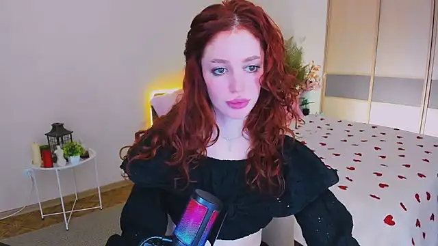 ChristinaConteeree online show from May 2026 11:48:01 AM
