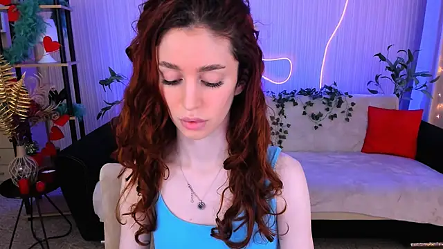 ChristinaConteeree online show from June 2026 07:19:01 PM