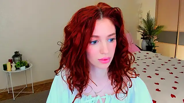ChristinaConteeree online show from June 2026 08:24:02 PM