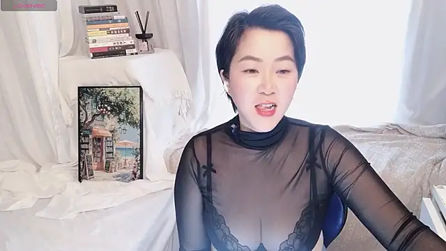 Emmaq996 online show from March 2026 02:17:02 AM