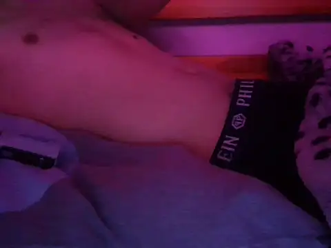 Snapshot of Bony69527g chatting on October 2025 11:43:01 PM Bony69527g online show from October 2025 11:43:01 PM