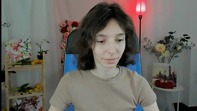 Snapshot of EmmanuellBrown chatting on November 2025 10:05:01 AM EmmanuellBrown online show from November 2025 10:05:01 AM