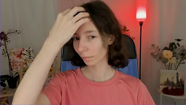 Snapshot of EmmanuellBrown chatting on December 2025 04:07:02 AM EmmanuellBrown online show from December 2025 04:07:02 AM