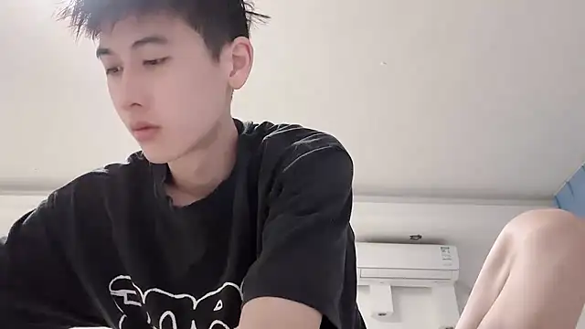 Snapshot of xiaojie2563 chatting on October 2025 10:24:01 AM xiaojie2563 online show from October 2025 10:24:01 AM