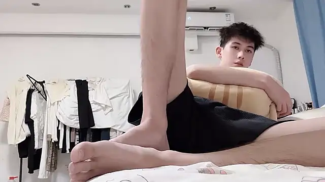 Snapshot of xiaojie2563 chatting on November 2025 09:41:02 AM xiaojie2563 online show from November 2025 09:41:02 AM