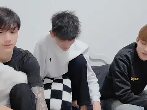 Snapshot of xiaojie2563 chatting on November 2025 09:41:01 AM xiaojie2563 online show from November 2025 09:41:01 AM