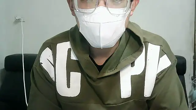 bigbb101011 online show from November 2025 02:31:02 PM