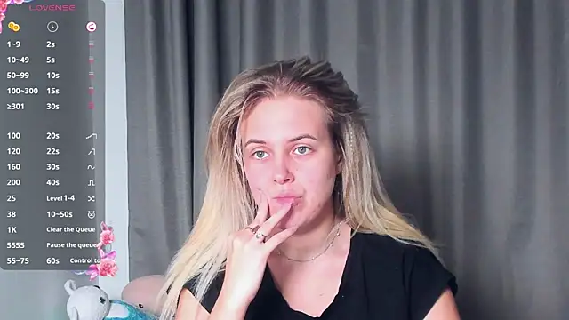 AngelAnty online show from November 2025 03:24:01 PM